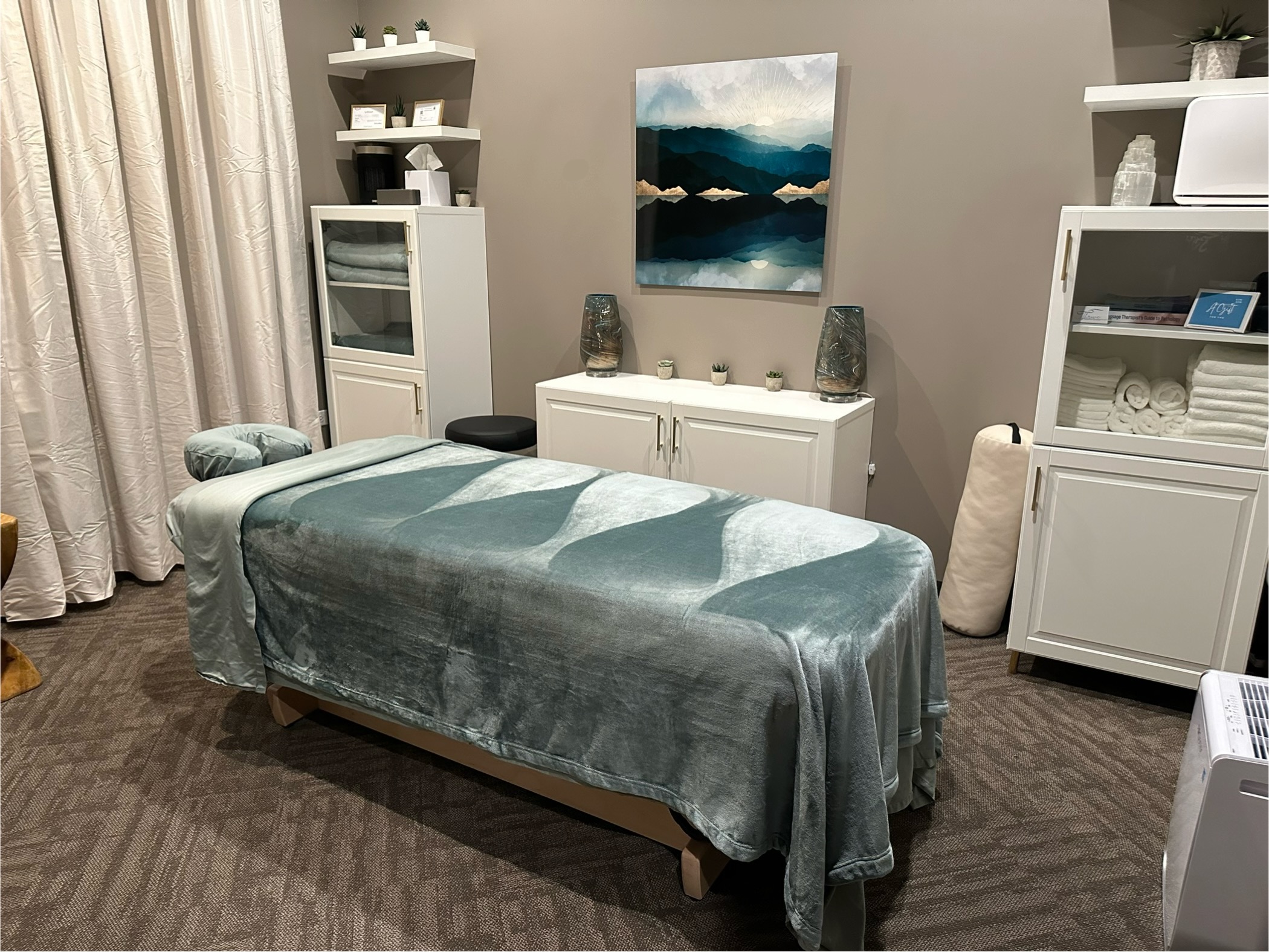 Massage treatment room